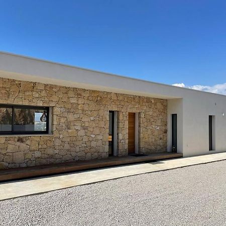 Villa Alandra Pietrosella ภายนอก รูปภาพ